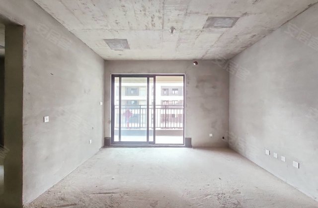 中梁江山印3室2厅129㎡88万二手房图片