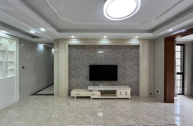 中央华府4室2厅166㎡72万二手房图片