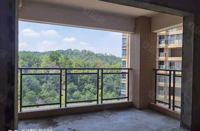 半山豪庭4室2厅133.9㎡118万二手房图片