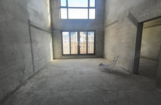 润泽公馆4室3厅173.2㎡109.9万二手房图片