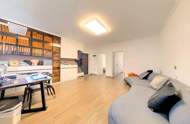 法院家属院(高新)3室2厅132.95㎡240万二手房图片