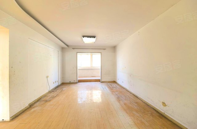 中登家园3室2厅136.97㎡98万二手房图片