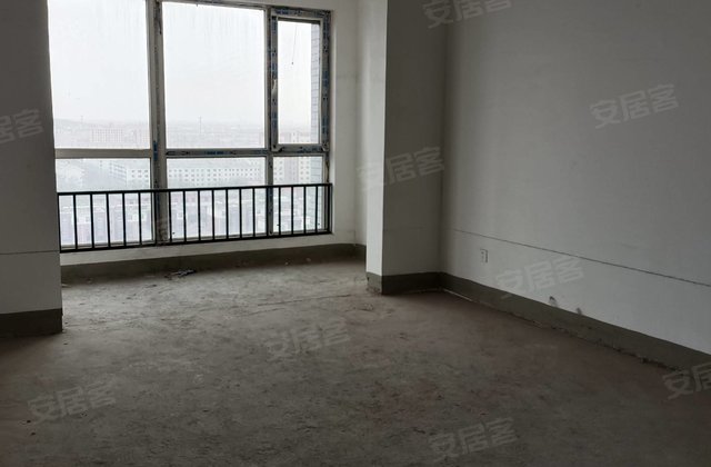 红领喜来2室2厅101㎡27万二手房图片