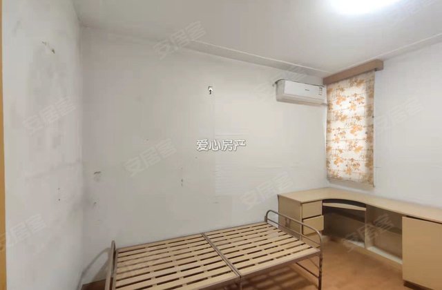 莲花居住区四号小区3室1厅85㎡124.8万二手房图片