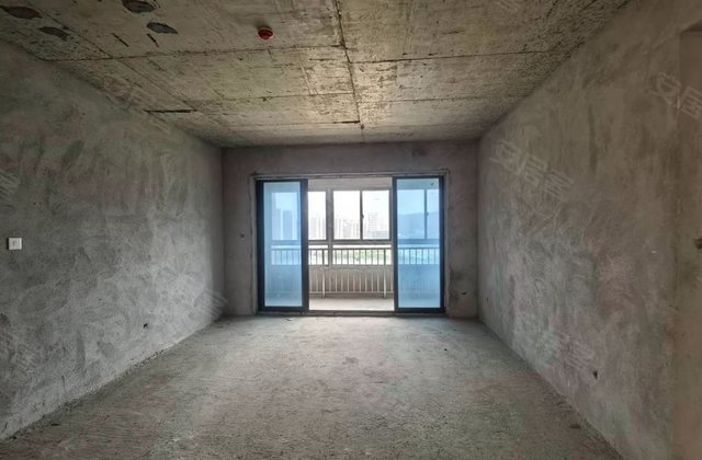 源昌盛景湾4室2厅138㎡128万二手房图片