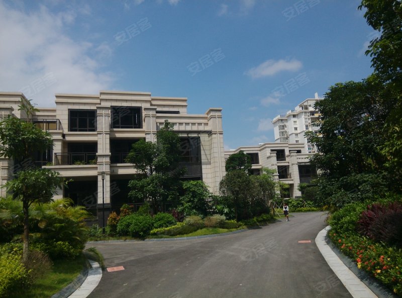 嘉和城依云湾(别墅)