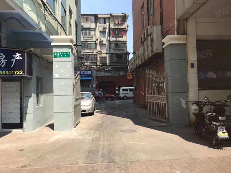淞滨路141弄小区 