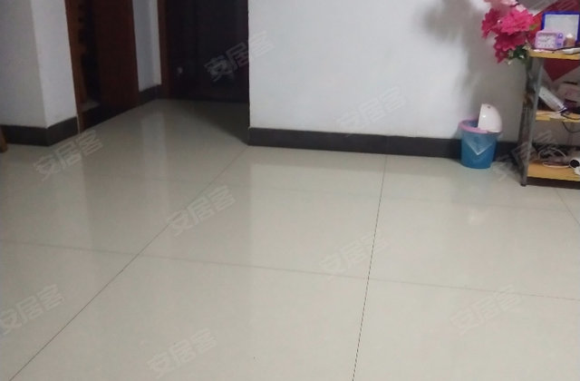 弘宇雍景湾3室2厅101.28㎡100万二手房图片