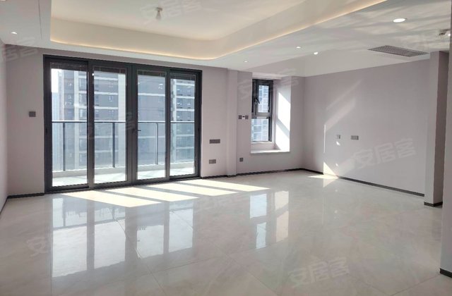 龙光越秀天皓名邸3室2厅140㎡165万二手房图片