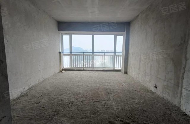 南山小区3室2厅128㎡45万二手房图片