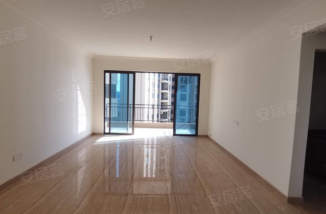 博白碧桂园5室2厅142㎡56.2万二手房图片