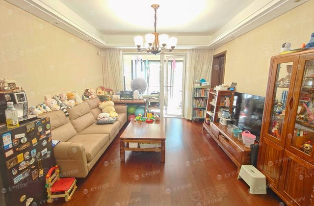 万科城花新园3室2厅112.51㎡880万二手房图片