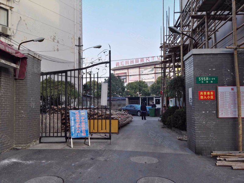 长清路595弄小区 