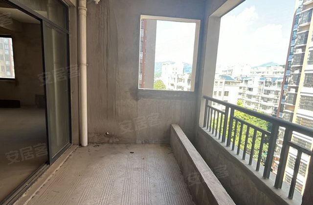 盛祥现代城3室2厅126.66㎡46.6万二手房图片