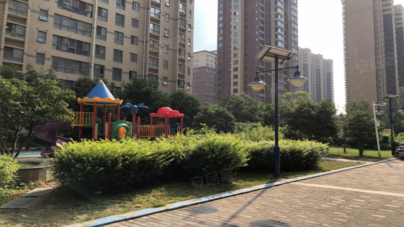 龙城铭园(一期)