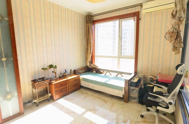 宜天花园(和平时光)1室1厅63㎡248万二手房图片