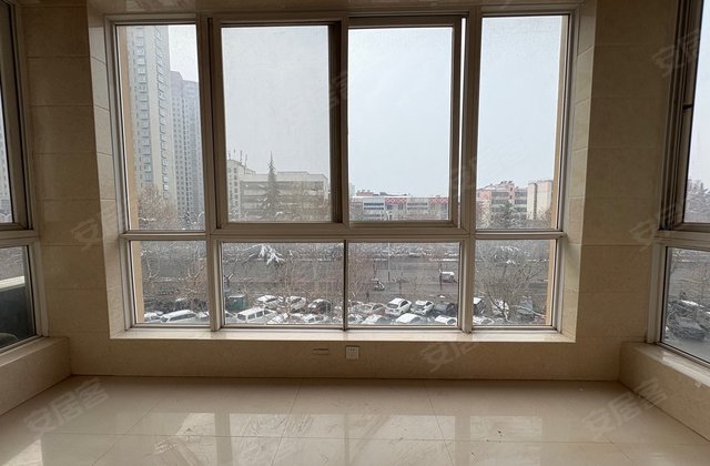 时代广场A区3室2厅130㎡38.8万二手房图片