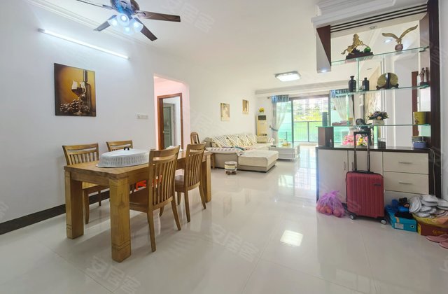 财富名门4室2厅143.94㎡79.8万二手房图片