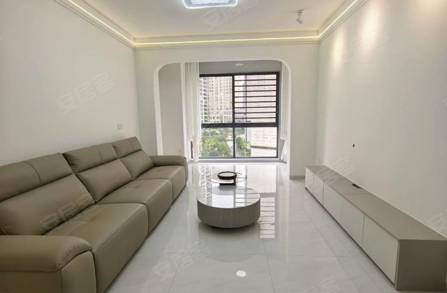 裕达桂中府3室2厅104.7㎡48.8万二手房图片