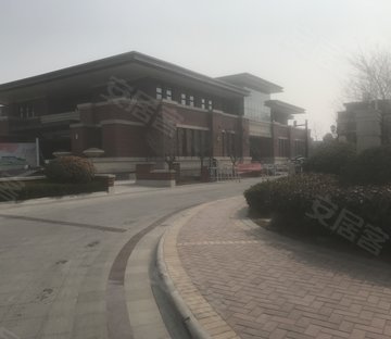 紫荆阁(一期叠拼) 满二 楼层好 看房有钥匙 正规商品房