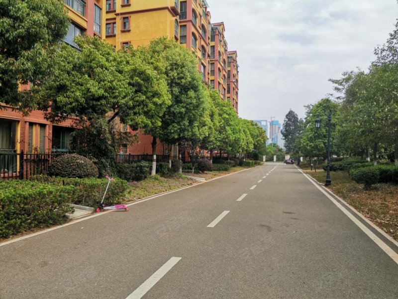 格拉斯香水小镇,仓储区46号-昆明格拉斯香水小镇二手房,租房,房价