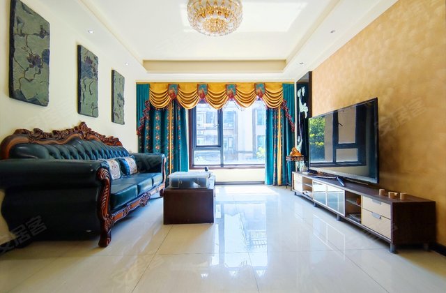 逸翠庄园(南区)3室2厅135.44㎡169万二手房图片