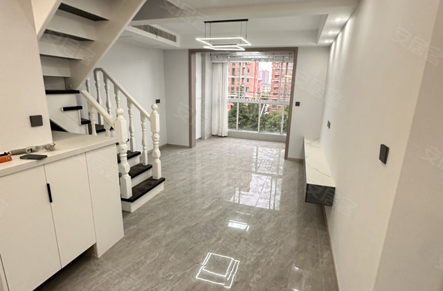 海秀花园3室2厅85㎡65万二手房图片