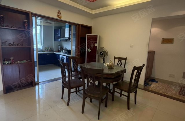 今日小区4室2厅145㎡65.8万二手房图片
