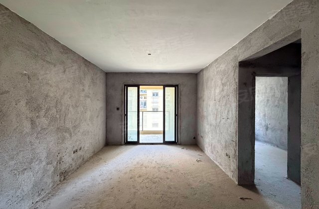 宝龙世家(新塘)3室2厅95.05㎡57.4万二手房图片