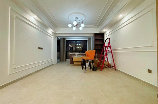 爱琴海国际广场4室2厅134㎡85万二手房图片