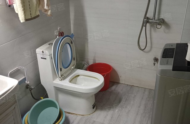 鸿景园小区2室1厅88.7㎡22.7万二手房图片