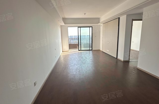 建发御珑湾3室2厅123.12㎡160万二手房图片