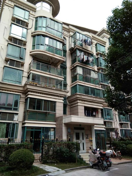 白雪公主(东区)