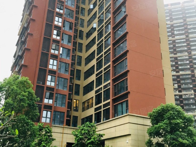 朗泓龙园大观(一期)