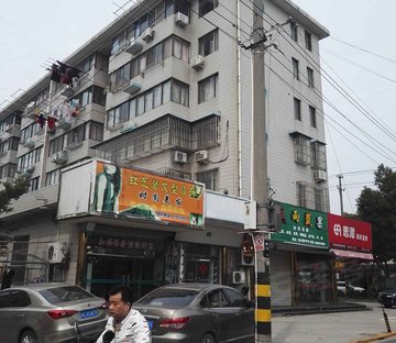 堡镇工农路203-251号小区
