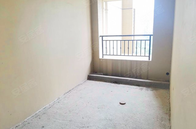 中信山语湖御湖4室2厅130.09㎡119万二手房图片