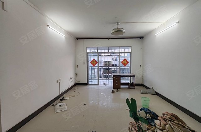 明基花园4室2厅120㎡28.8万二手房图片