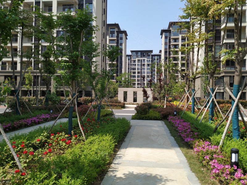 御景学府春晖苑