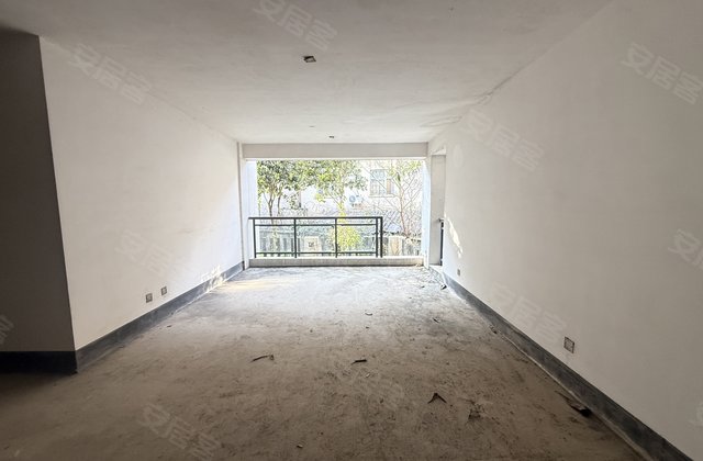 彰泰第六园4室2厅170㎡110万二手房图片