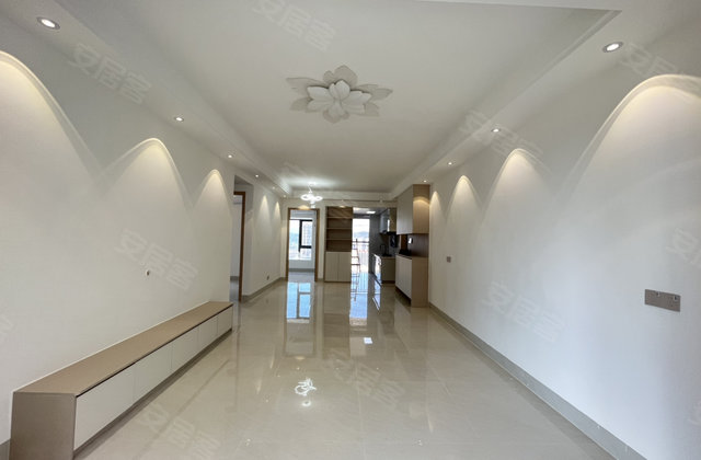 恒大悦澜湾3室2厅105㎡56万二手房图片