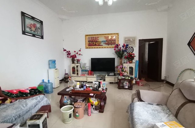 小寨安置区4室2厅344㎡155万二手房图片
