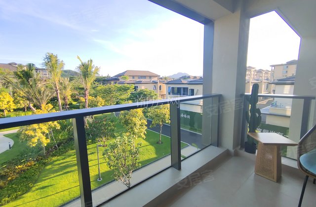 来电享优惠!海南臻园!精装叠拼别墅送露台!融创碧桂园联合开发