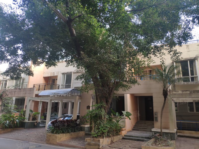 骏景高尔夫花园(别墅),校蛟中路-东莞骏景高尔夫花园(别墅)二手房