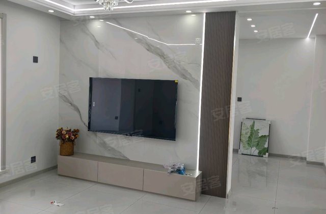 名人花园3室2厅125㎡41.8万二手房图片