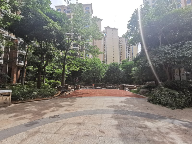 龙光普罗旺斯香槟庄园,白沙大道辅路,近金阳路-南宁龙光普罗旺斯香槟