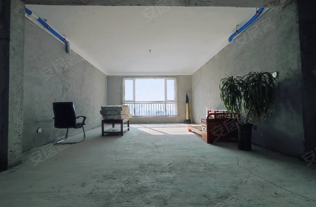 美澳嘉苑4室2厅183㎡156万二手房图片