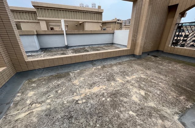 万兴一品4室2厅155㎡126万二手房图片