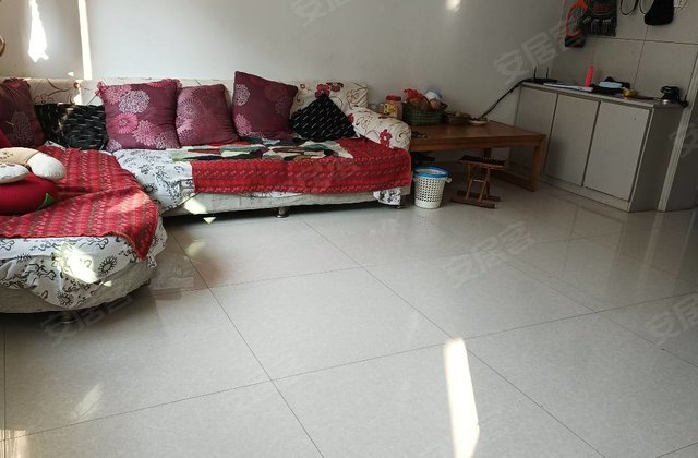 中房翡翠山居(公寓住宅)4室2厅114㎡130万二手房图片