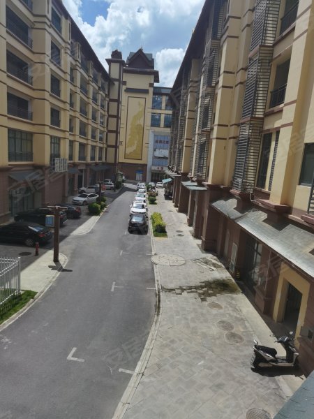 融创旅游度假区曼陀香缇