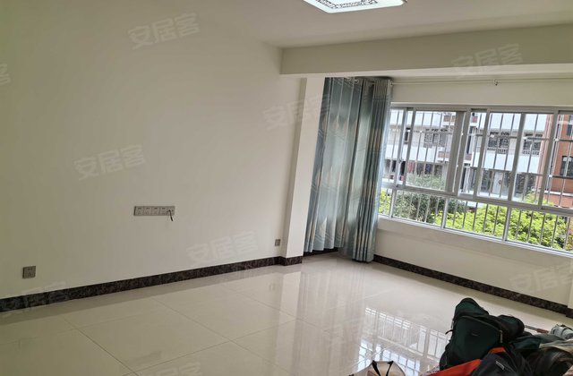 学府雁苑3室2厅97.6㎡40万二手房图片